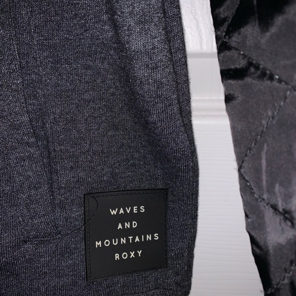 Roxy Jacket - Picture 2 of 5